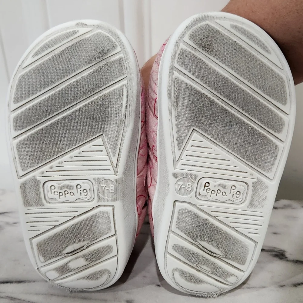 Peppa Pig quilted faux fur lined house shoes slippers toddler size 7-8